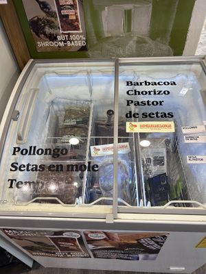 Vegan mushroom meats  at Simbiosis - Alianzas de Mutuo Beneficio in Guanajuato
