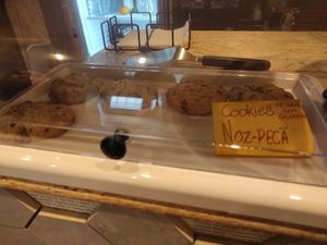 Cookies at Pela Estrada Fora - Café Livraria in Aveiro