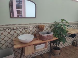 Bathroom at Pela Estrada Fora - Café Livraria in Aveiro