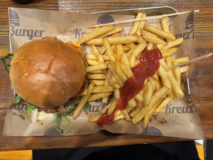 BBQ Burger (menu with fries).  at Kreuzburger in Berlin