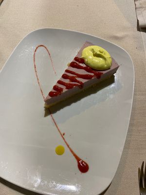 Strawberry cheesecake  at Gintilla in Cagliari