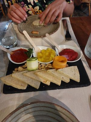 Cheese platter at Gintilla in Cagliari
