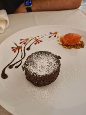 Chocolate lava cake at Gintilla in Cagliari