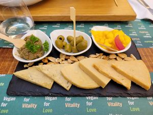 vegan cheese platter with dips at Gintilla in Cagliari