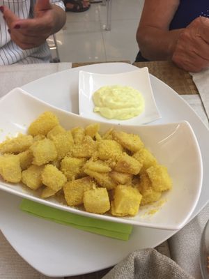 Patate in crosta di mais at Gintilla in Cagliari