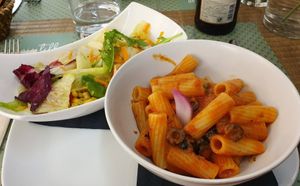 Menú diumengd at Gintilla in Cagliari