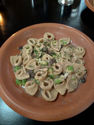  at Adelleda in Portland