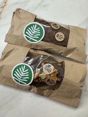 Bought a few things to take away (banana bread + billionaire bar) at PLANT SHACK Valencia in Valencia