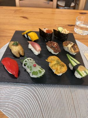 Set with all the sushi flavours  at VEGGIE SUSHI JAPAN - ヴィーガン寿司専門店 in Tokyo