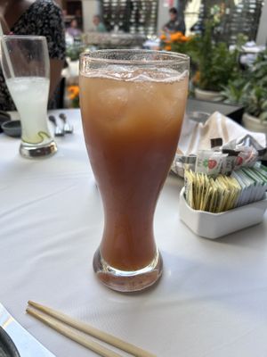 Agua de tamarindo   at Estoril y Murasaki in Guanajuato