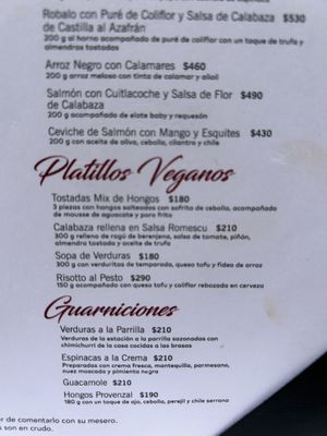 Menu  at Estoril y Murasaki in Guanajuato