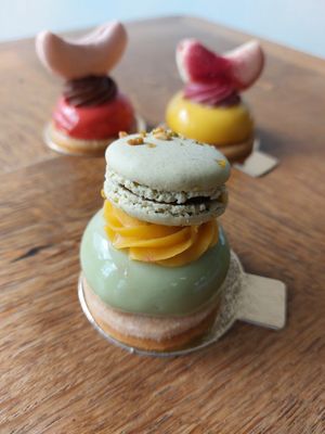  at Luna creations in Ghent