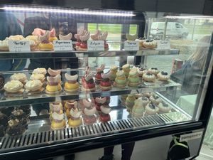   at Luna Creations in Ghent