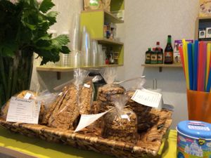 oatmeal cookies at Pupa Raw in Kaunas