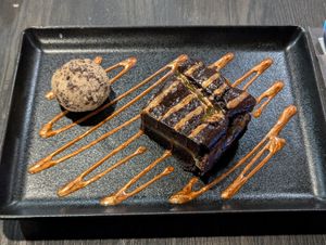 Marmer brownie met stracciatella ijs at Dordts Genoegen in Dordrecht