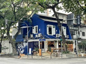 Outside at Zaza Bistro Tropical in Rio De Janeiro
