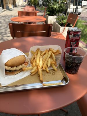   at Junk's Food So Good in Milan