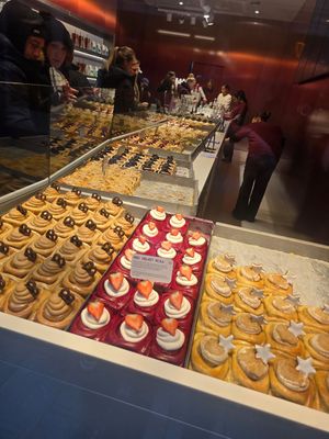  at Cinnamood Amsterdam in Amsterdam