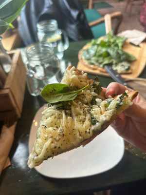 Garlic Olive Oil White Pizza at House of Bogini in Lake Geneva