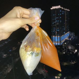 Packaging of Hokkien Mee  at Yuan En Vegetarian  缘恩素食 in Penang