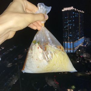 Packaging Hokkien Mee  at Yuan En Vegetarian  缘恩素食 in Penang