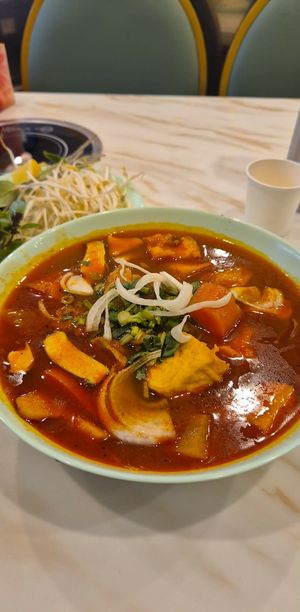 Beef and tomato at Selina Hoang Lan Tinh Chay in Sunshine