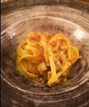 Pasta carbonara at Moon in Siracusa