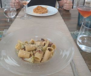 Pasta mit Brokkoli und getrockneten Tomaten & Pasta Scusa Nonna at Moon in Siracusa