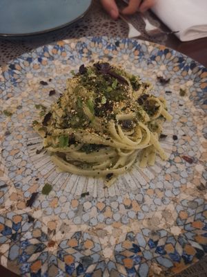 Seaweed pasta at Moon in Siracusa