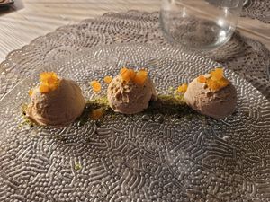 Raw ice cream at Moon in Siracusa