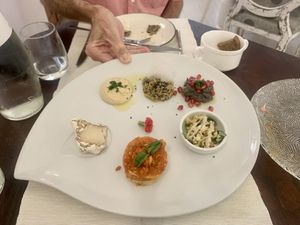 The MOON plate offers a bit of everything.   at Moon in Siracusa