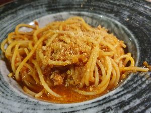 Spagetti con ragú at Moon in Siracusa