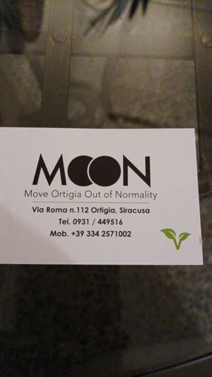 Je me suis tellement régalée que j'y retourne demain. at Moon in Siracusa