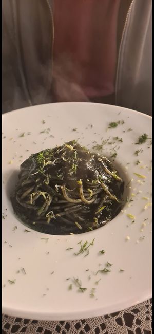 alga pasta at Moon in Siracusa