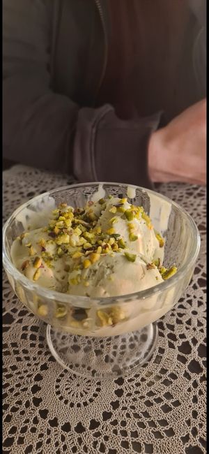 pistaccio ice cream at Moon in Siracusa