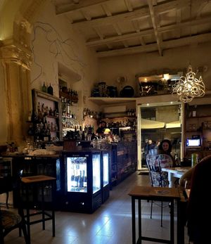 Eclectic ambiance at Moon in Siracusa