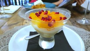 Persimmon tiramisu at Moon in Siracusa