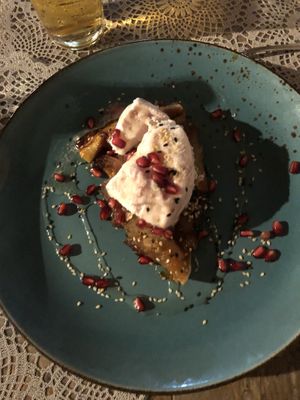 Tarte Tatum at Moon in Siracusa