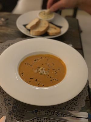 Gazpacho  at Moon in Siracusa