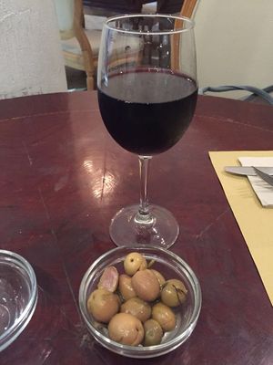 Wine and olives  at Kimpira in Valencia