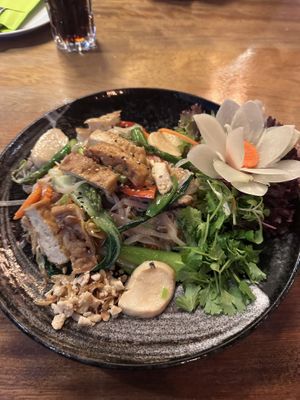 Gebratene Reisbandnudeln  at Vegan Garden Friedrichshain in Berlin