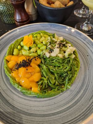 Mama Mango poké at The Avocado Show Hamburg in Hamburg