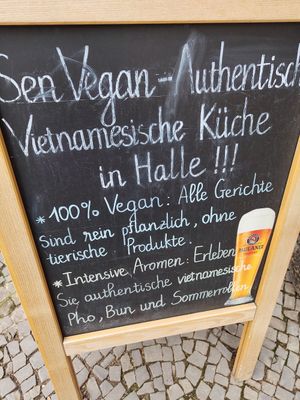  at Sen Vegan in Halle
