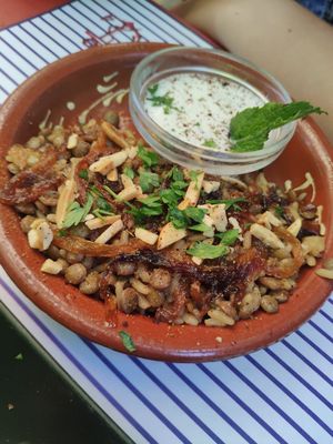 M'Dardra at El Barroco in Cadaques