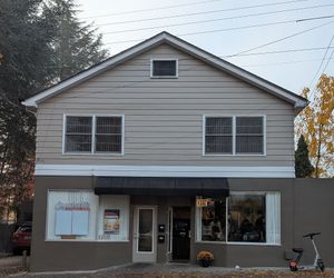 exterior at Catscratch Co-op in Portland