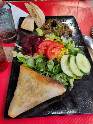 Eggplant salad with vegan Morrocan samoussa at Le Touareg in Colmar
