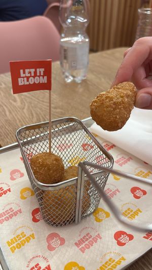   at Miss Poppy in Padua