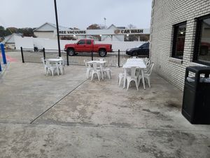Lots of outdoor seating at Lazy Cow Creamery in Cookeville