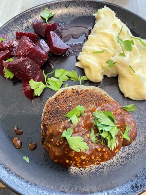 Kotlet z soczewicy   at SAM - Powisle in Warsaw