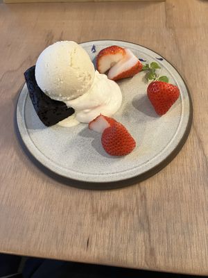   at Stope. Vegan Cafe in Kyoto